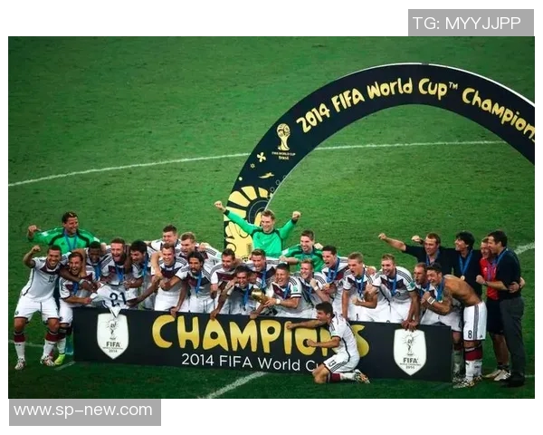 乌拉圭与德国足球对决比分分析及精彩瞬间回顾